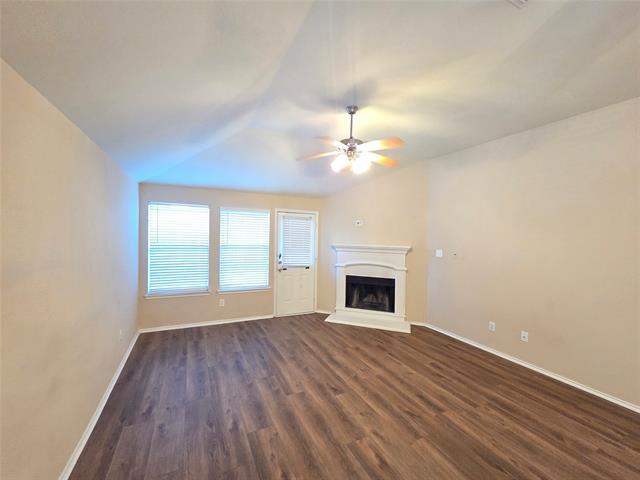 Building Photo - 3227 Yeltes