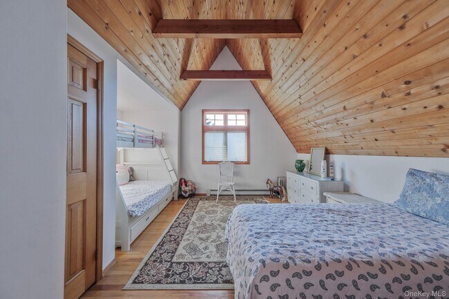 Building Photo - 5 Ocean View Ave