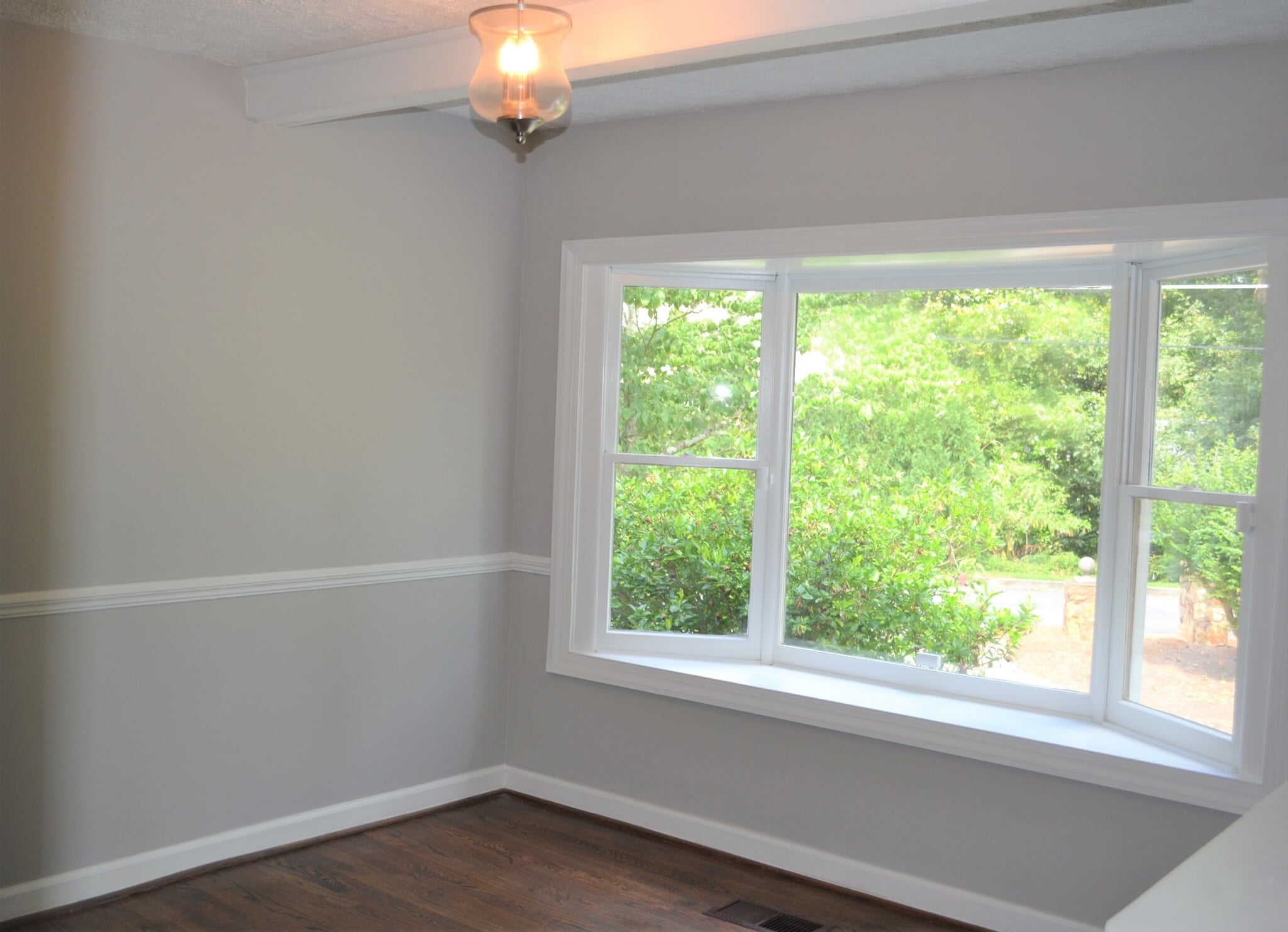 Building Photo - 1375 Nelms Dr