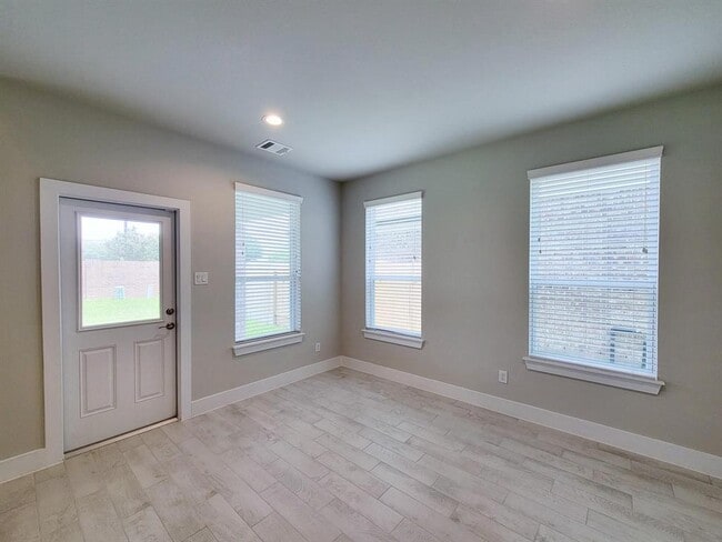 Building Photo - 23622 Iris Field Ct