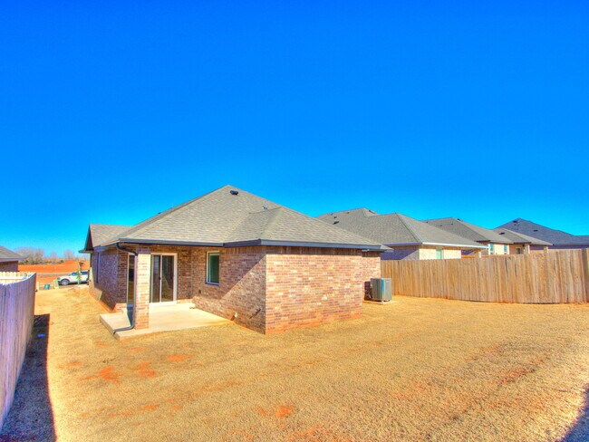 Building Photo - 4324 Overlook Pass