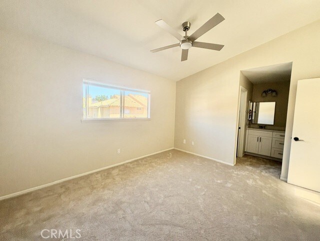 Building Photo - 27422 Iris Ave