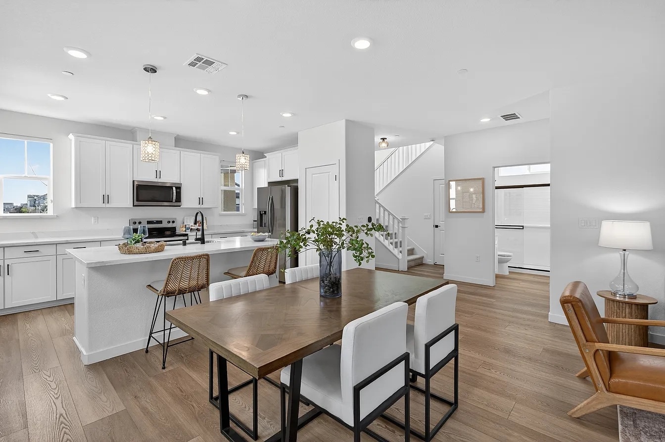 Building Photo - 10156 Zane Way