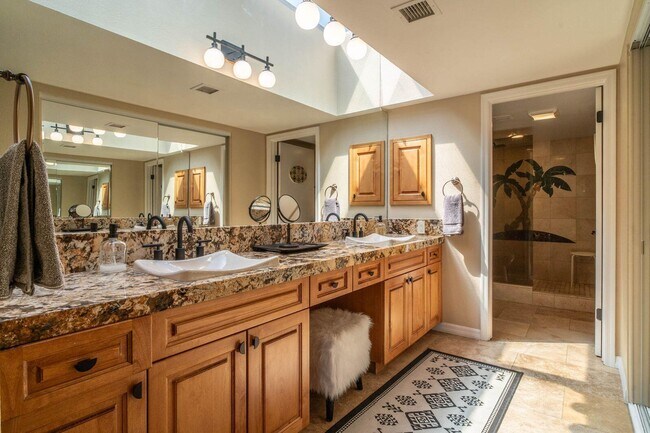 Building Photo - 75114 Concho Dr