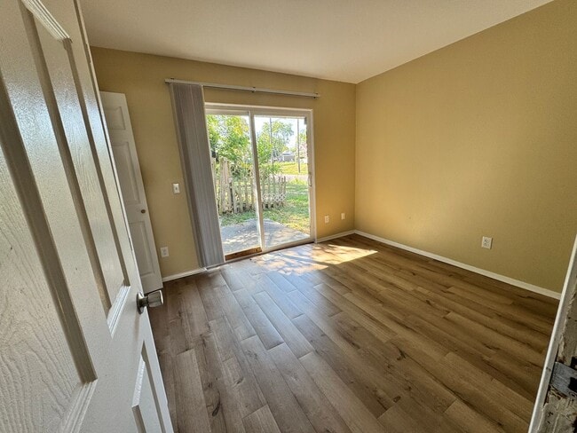 Building Photo - 77 Walbridge Ave