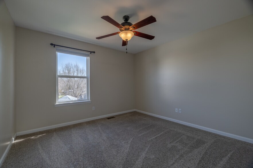 Building Photo - 1061 Dardenne Woods Dr