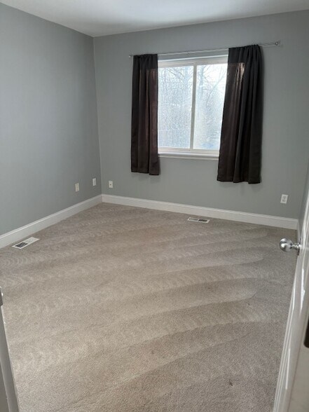 Building Photo - 6522 E 9th Ave