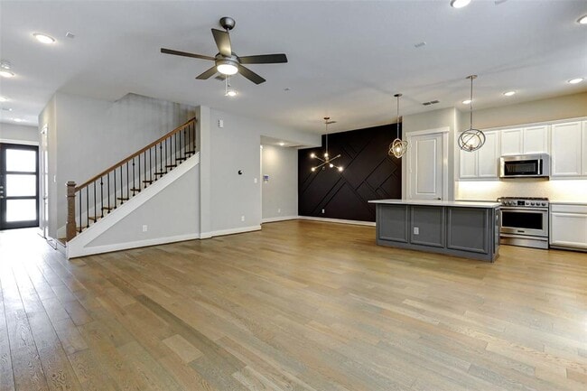 Building Photo - 1519 Biondo Way