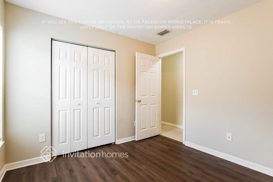 Building Photo - 123 Oak Grove Rd