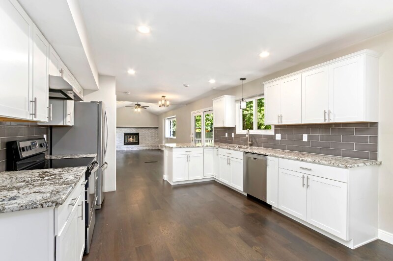 Building Photo - 4230 Cape Cod Cir