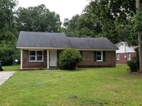 Building Photo - Brick Home in Goose Creek