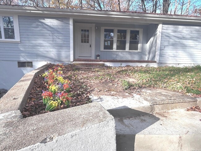 Building Photo - 56 Macht Rd