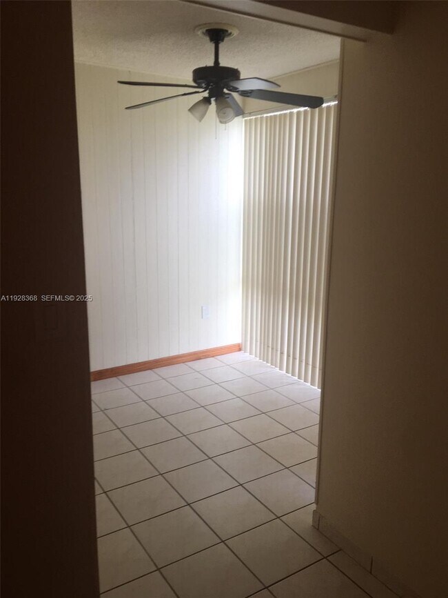 Building Photo - 200 177th Dr