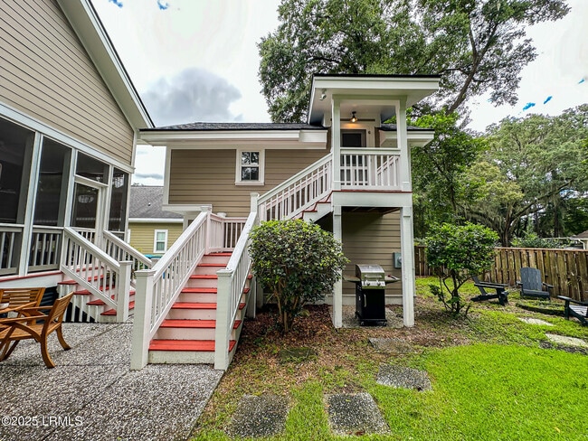Building Photo - 6 Carolina Village Cir