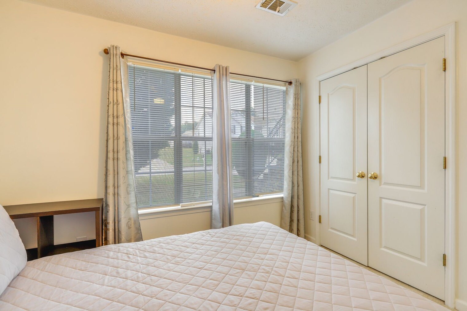 Building Photo - 10709 Barberry Dr