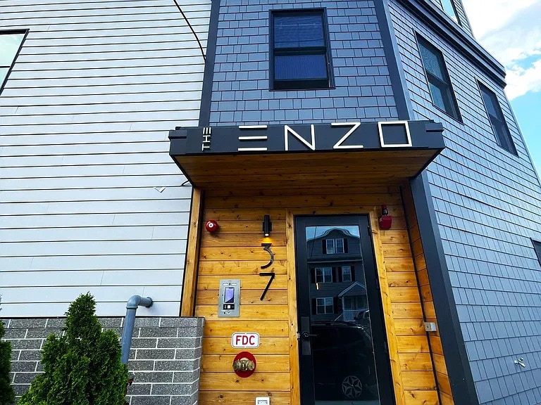 Building Photo - 37 Horace St