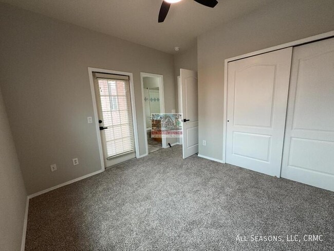 Building Photo - 7002 Sand Crest View