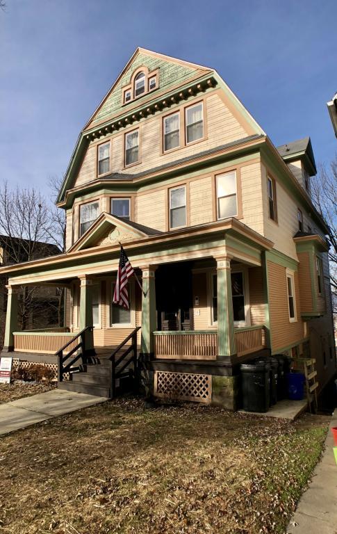 Building Photo - 919 Clay Ave