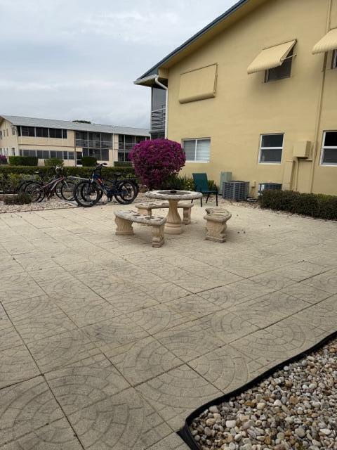 Building Photo - 271 Chatham N