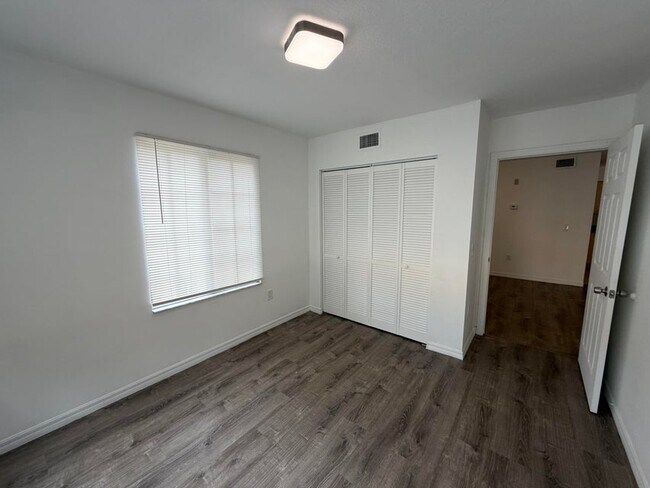 Building Photo - 4081 San Marino Blvd