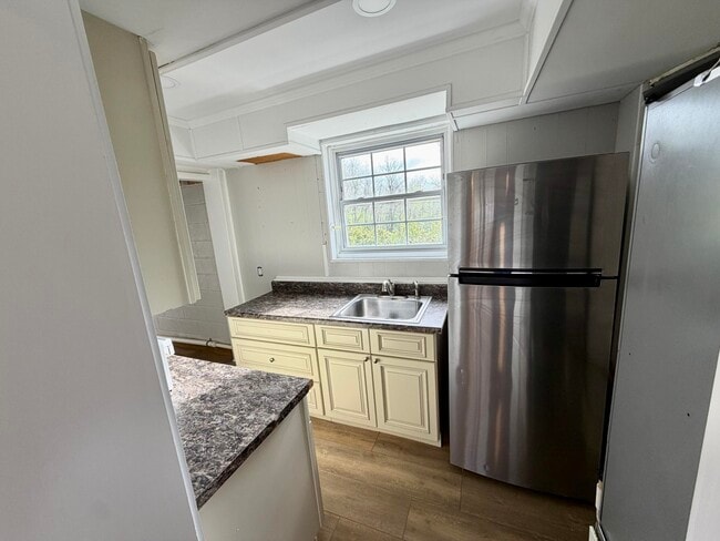 Building Photo - 3321 KY-1247