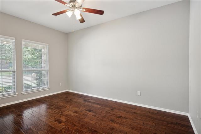 Building Photo - 2901 Palo Pinto Dr