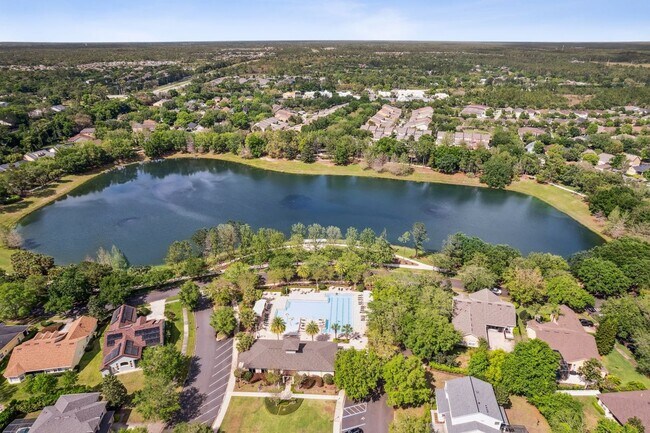 Building Photo - VICTORIA PARK TOWNHOUSE DEED RESTRICTED AR...