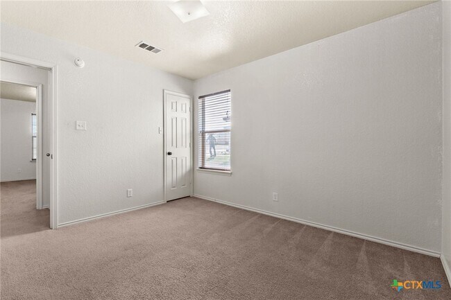 Building Photo - 3809 Kevin Shaw Dr
