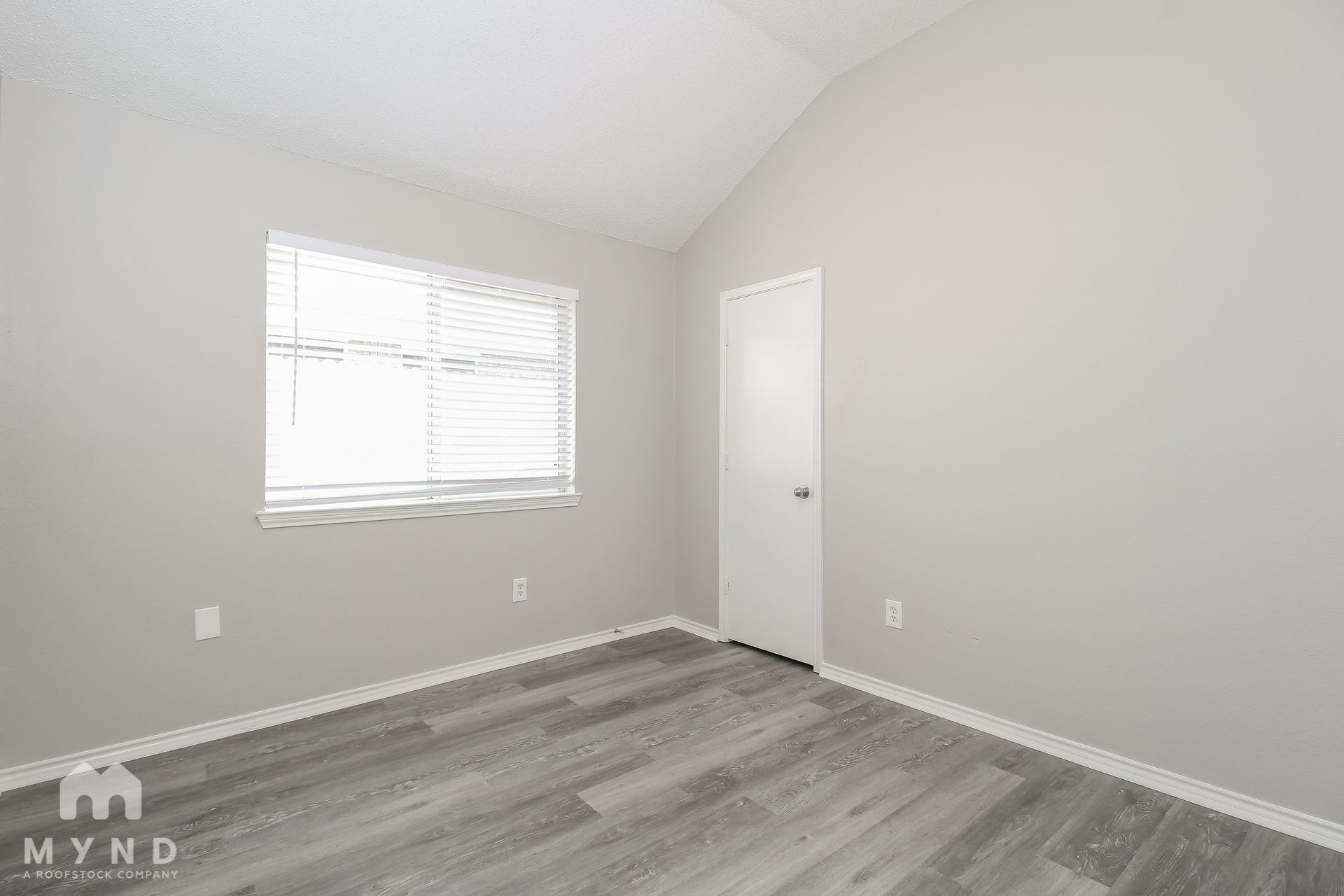 Building Photo - 5211 Livermore Dr