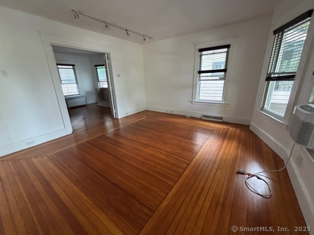 Building Photo - 977 Townsend Ave