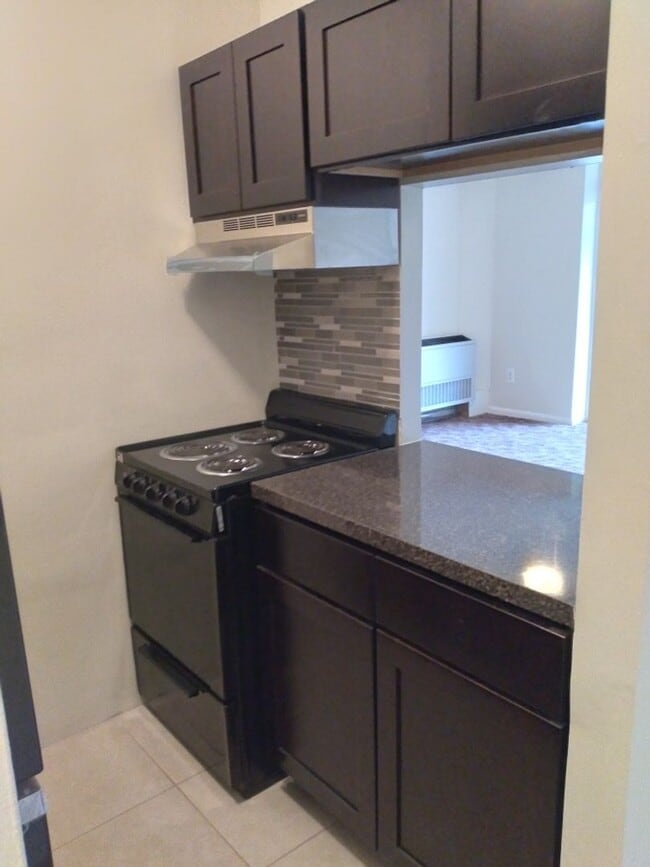 Interior Photo - Creswood Apartments