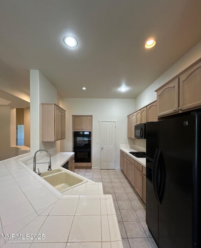 Building Photo - 939 Turnberry Dr
