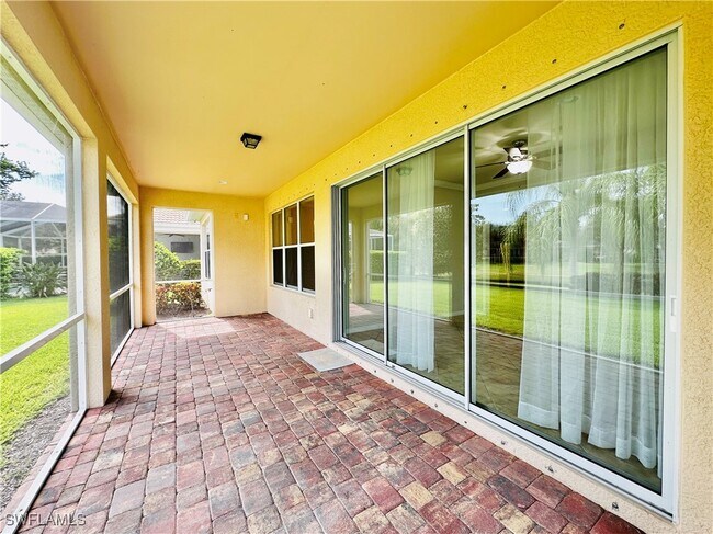 Building Photo - 15007 Lure Trail