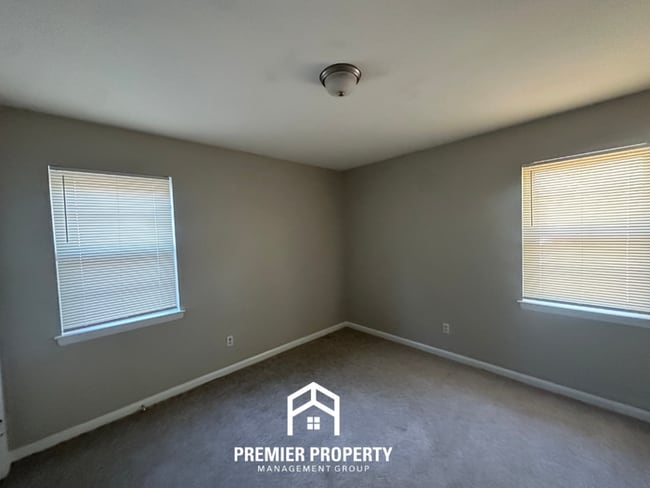 Building Photo - 5166 Rolling Fields Dr