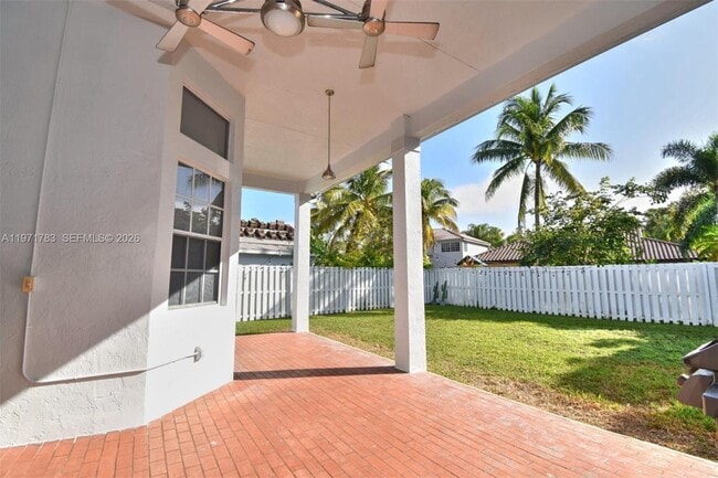 Building Photo - 710 Lake Blvd