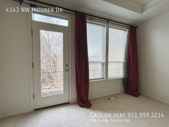 Building Photo - 4143 NW Meisner Dr