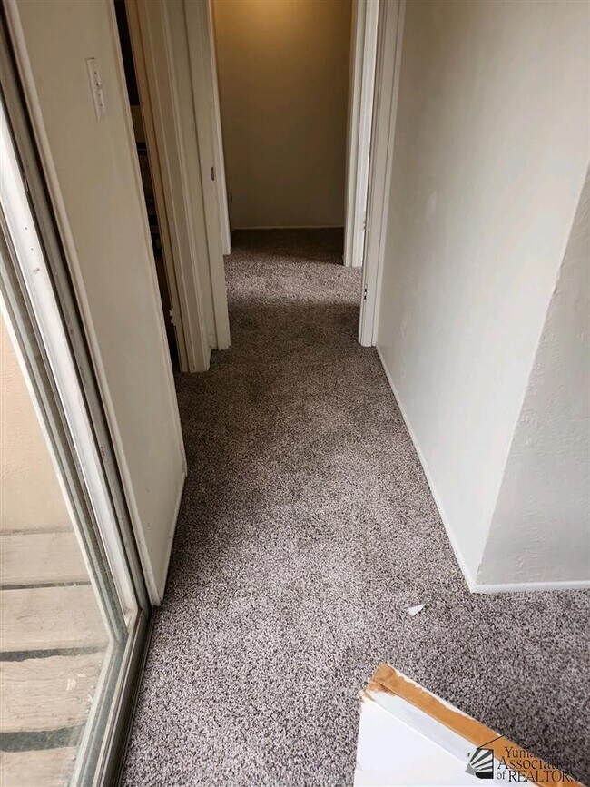 Building Photo - 2880 S 1st Ave