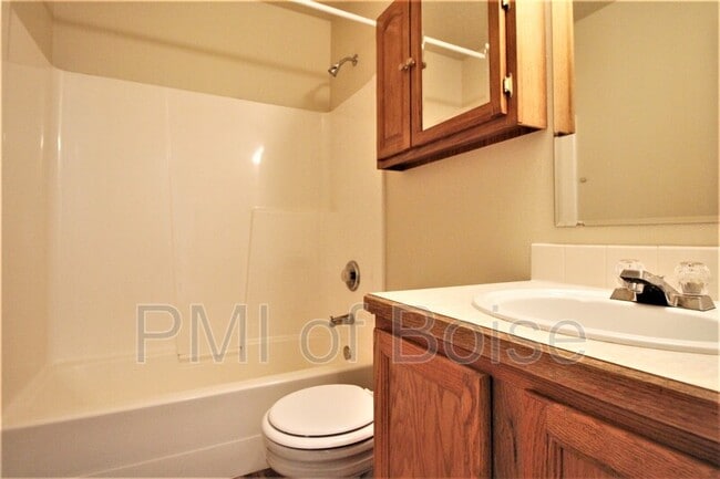 Building Photo - 4353 S Wildbrook Ave