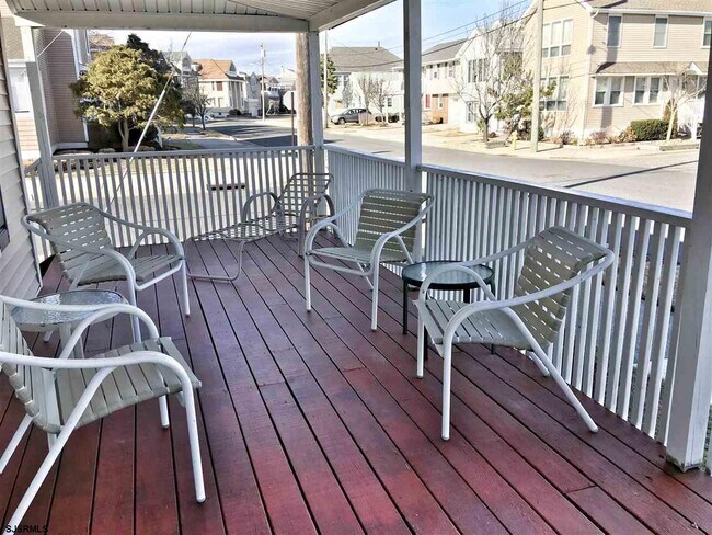 Building Photo - 316 N Vendome Ave