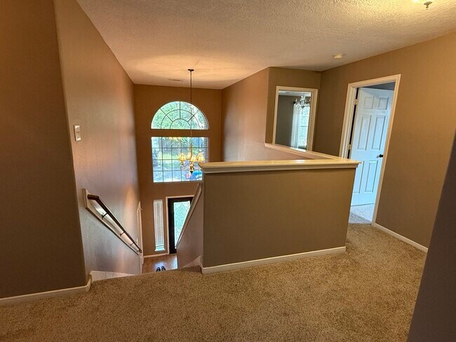 Building Photo - 2211 Cambridge Dale Ct