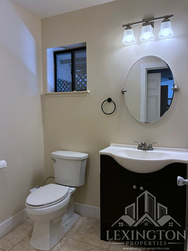 Building Photo - Beautiful, Folsom Home with Pool & Spa in ...