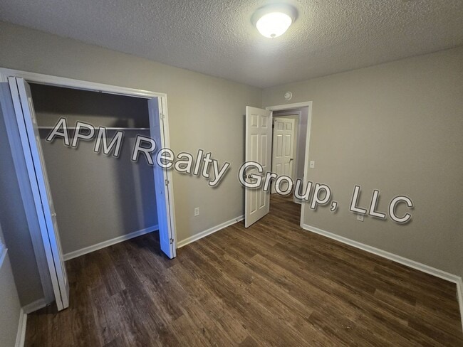 Building Photo - Four-bedroom house off North Main