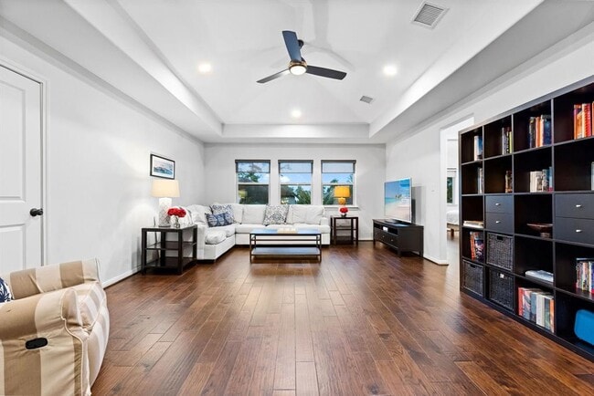 Building Photo - 51 Spincaster Drive