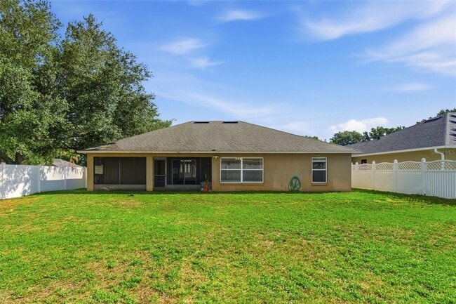 Building Photo - 896 Princeton Dr