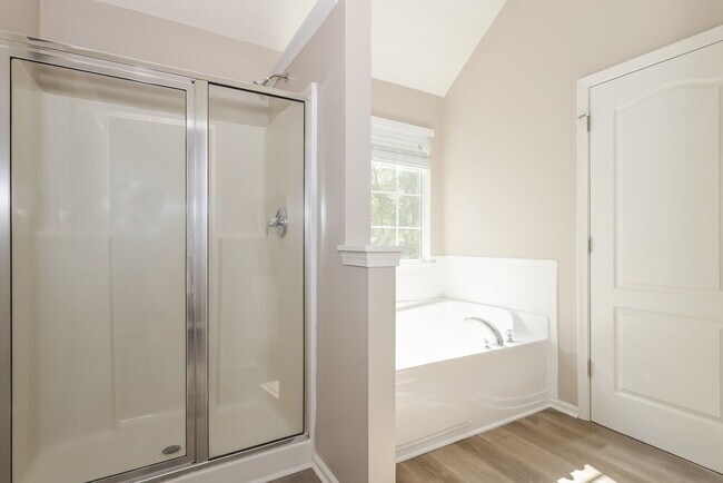 Building Photo - 162 Gabion Loop