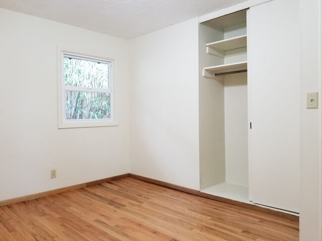 Building Photo - Cedar Hills Home on Large Lot with Fenced Backyard!!!