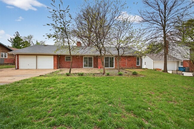 Building Photo - 495 Baywillow Dr