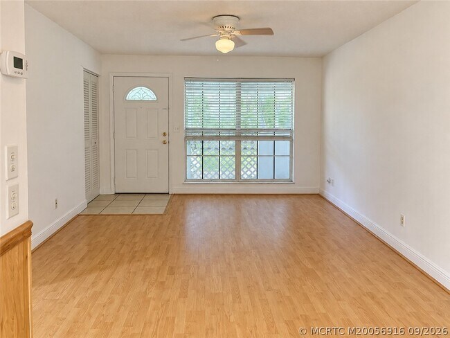 Building Photo - 2155 SE Edler Dr