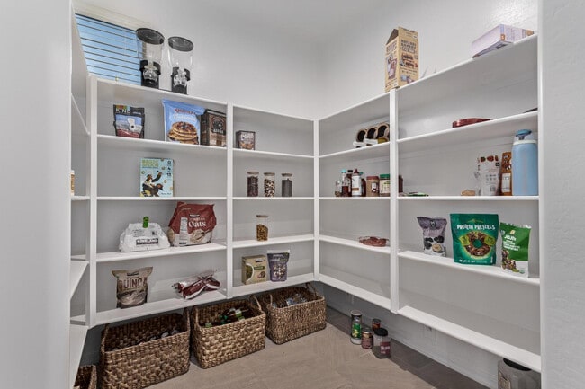 Building Photo - 19210 W Solano Dr