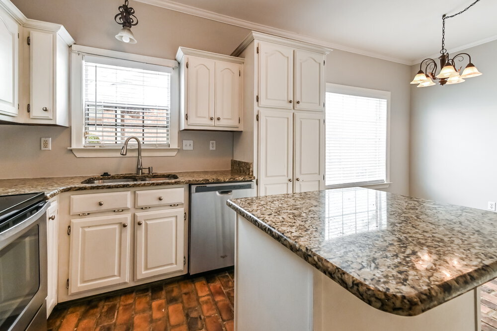 Building Photo - 2720 Graystone Dr